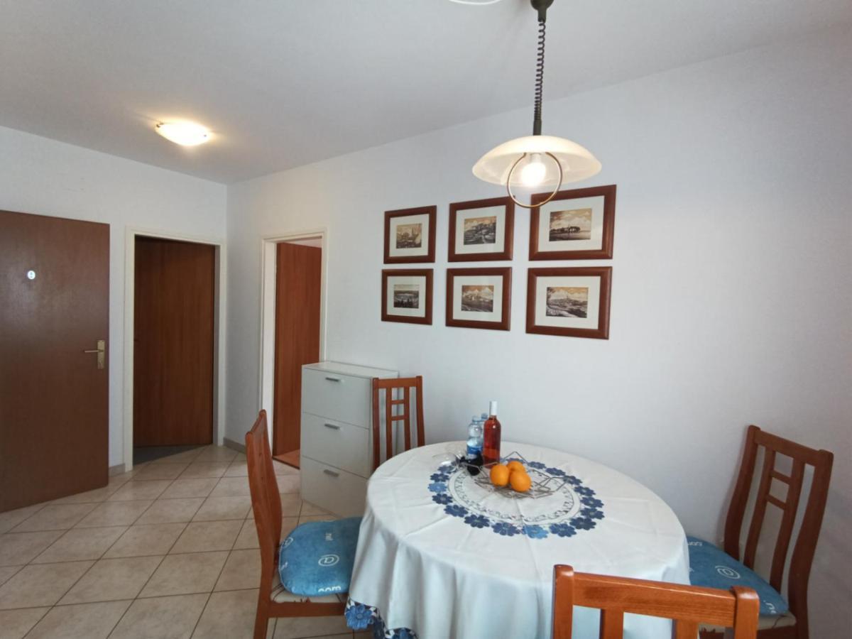 Apartments Jelovac Пореч Екстер'єр фото