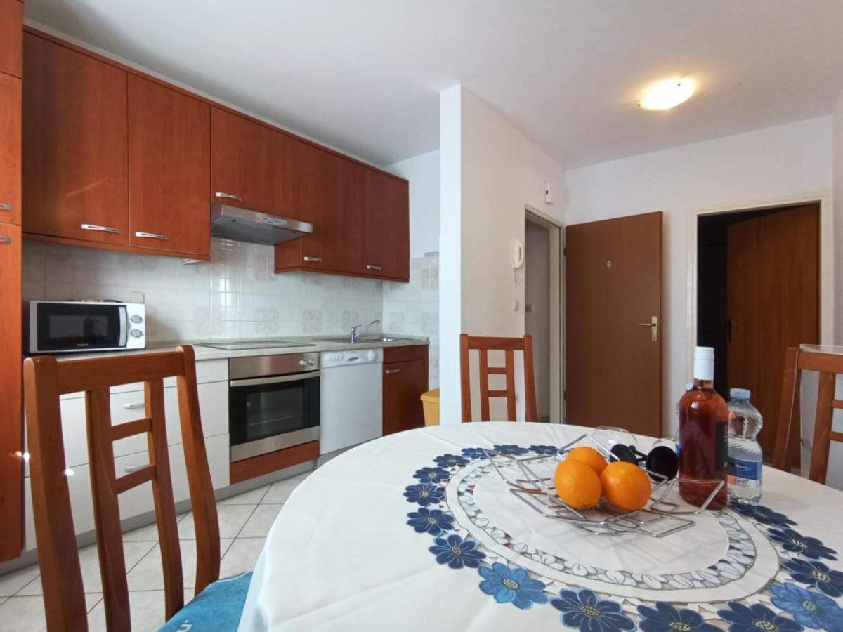 Apartments Jelovac Пореч Екстер'єр фото