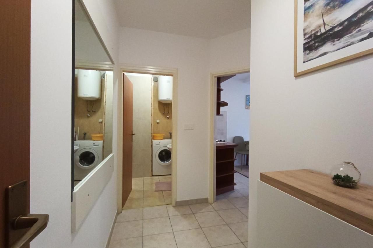 Apartments Jelovac Пореч Екстер'єр фото